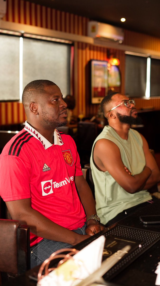 honeysucklegh's tweet image. Man U vs Man City matchday recap! ⚽ Good times at Honeysuckle Airport Branch!

Ready for another big one tonight Man U vs Lyon? 👀

#TheHoneysuckle #FootballVibes #MatchRecap #UEL