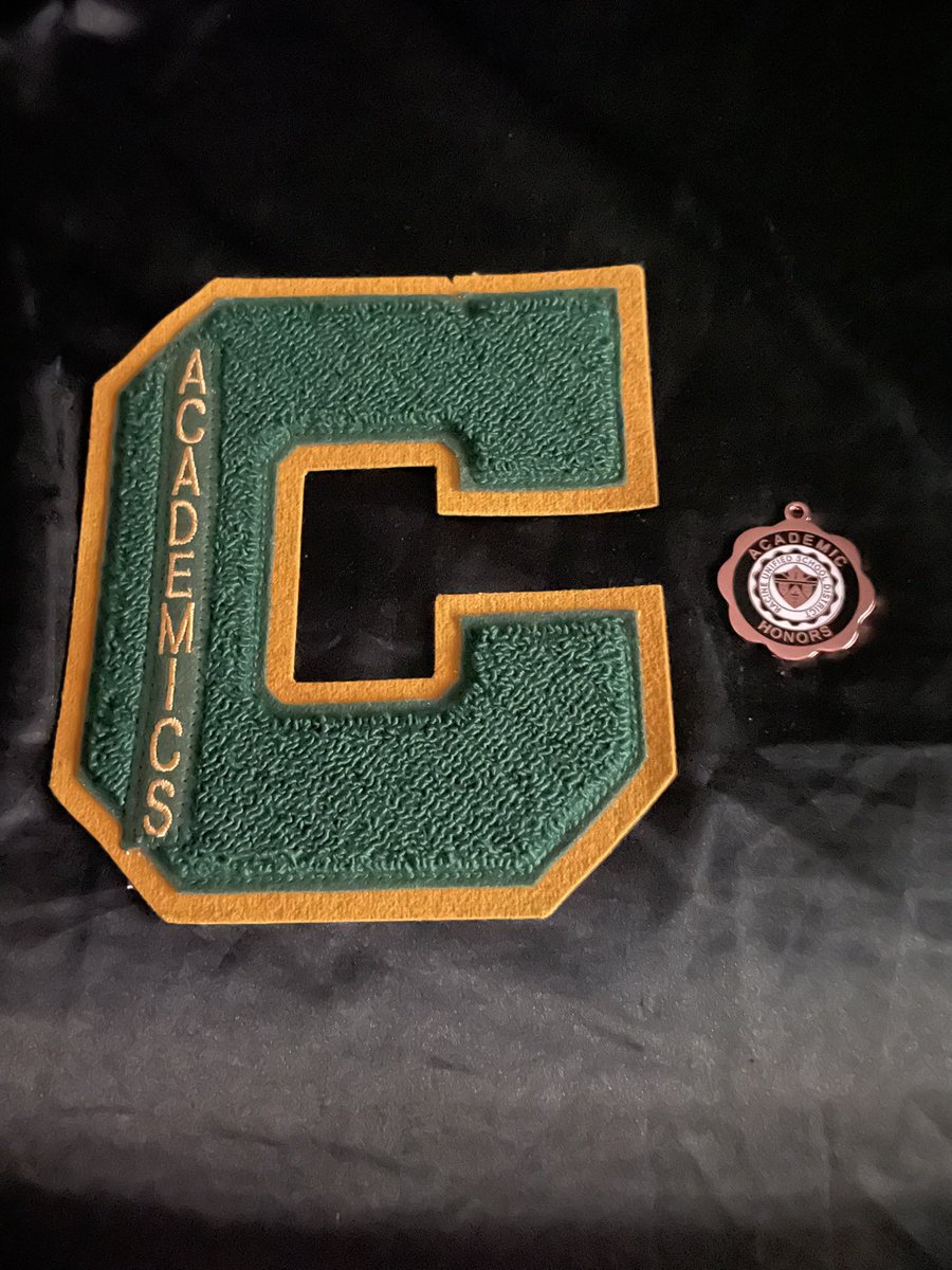 Another semester of High Honor Roll #EarnYourWings #SetTheStandard <a href="/AntonGraham_/">Coach Graham (AG)</a>