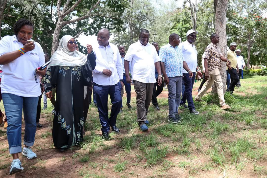 achanifatuma002's tweet image. I am Pleased to have joined the Cabinet Secretary for Youths Affairs, Creative Economy and Sports Salim Mvurya, during the WAZO ENGAGEMENT FORUM at the Kwale High school attended by over 500 youths across the County.