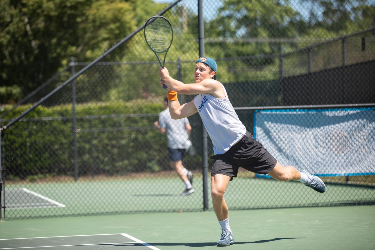 📸 from doubles play! 

#ALLinAVL