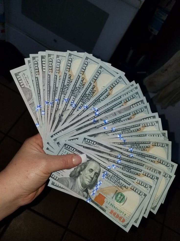 Tomorrow is gonna be your luckiest day in history if you like this post!

Types " Yes " to claim.