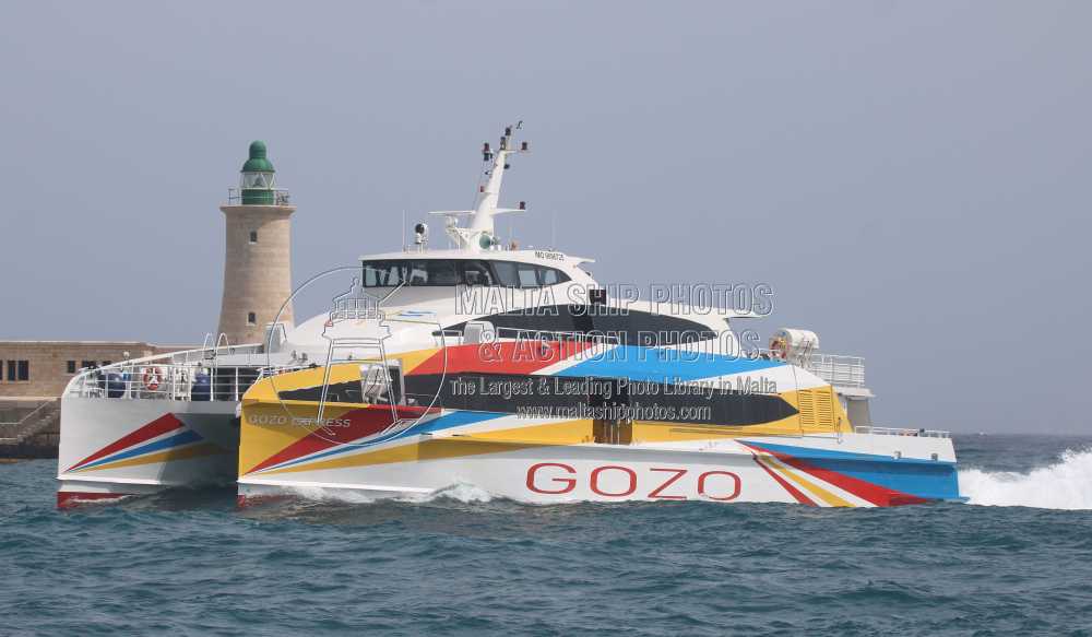 Shipguru's tweet photo. #GozoHighSpeed #HighSpeedCraft (#HSC) #GOZO_EXPRESS #entering #grandharbourmalta - 15.04.2025 https://t.co/nfgboxcB5B - NO PHOTOS can be used or manipulated without our permission @Virtuferries @shippingdata @ShippingTV @worldshipsoc @incatcrowther @ShippingMag @ShippingMagnate https://t.co/Qz4LvQQyv2