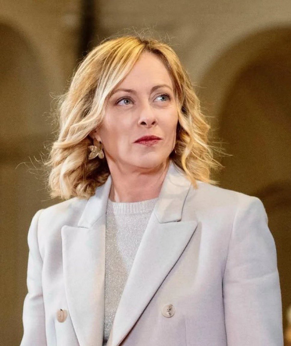 SrLiberal's tweet photo. Giorgia Meloni: ¿la líder que Europa necesita? Sería un gran recambio para Von der Leyen. https://t.co/SSHRAhmw2W