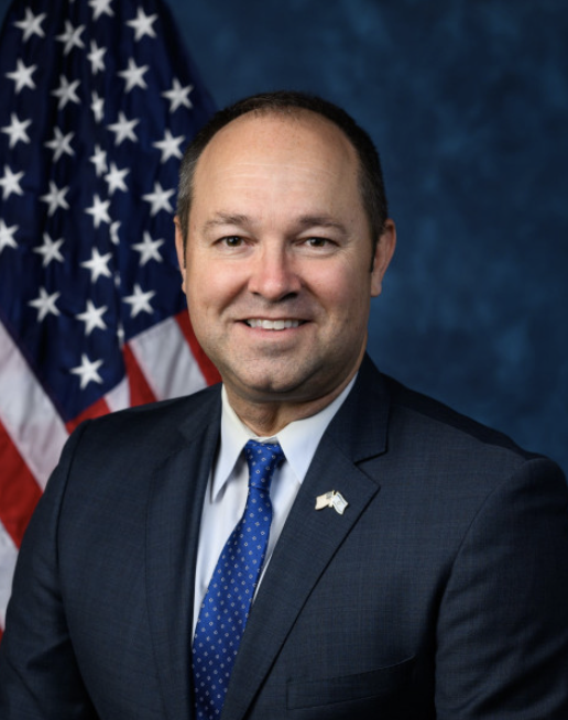 Charles_Lister's tweet photo. IMPORTANT -- a US congressional delegation will visit #Syria tomorrow, led by x2 Republicans, @CoryMillsFL &amp; @RepStutzman.

They'll be meeting President Ahmed al-Shaara, Foreign Minister @AssadAlshaibani &amp; more.

(via @Makdissi) https://t.co/cHmjlB7P25