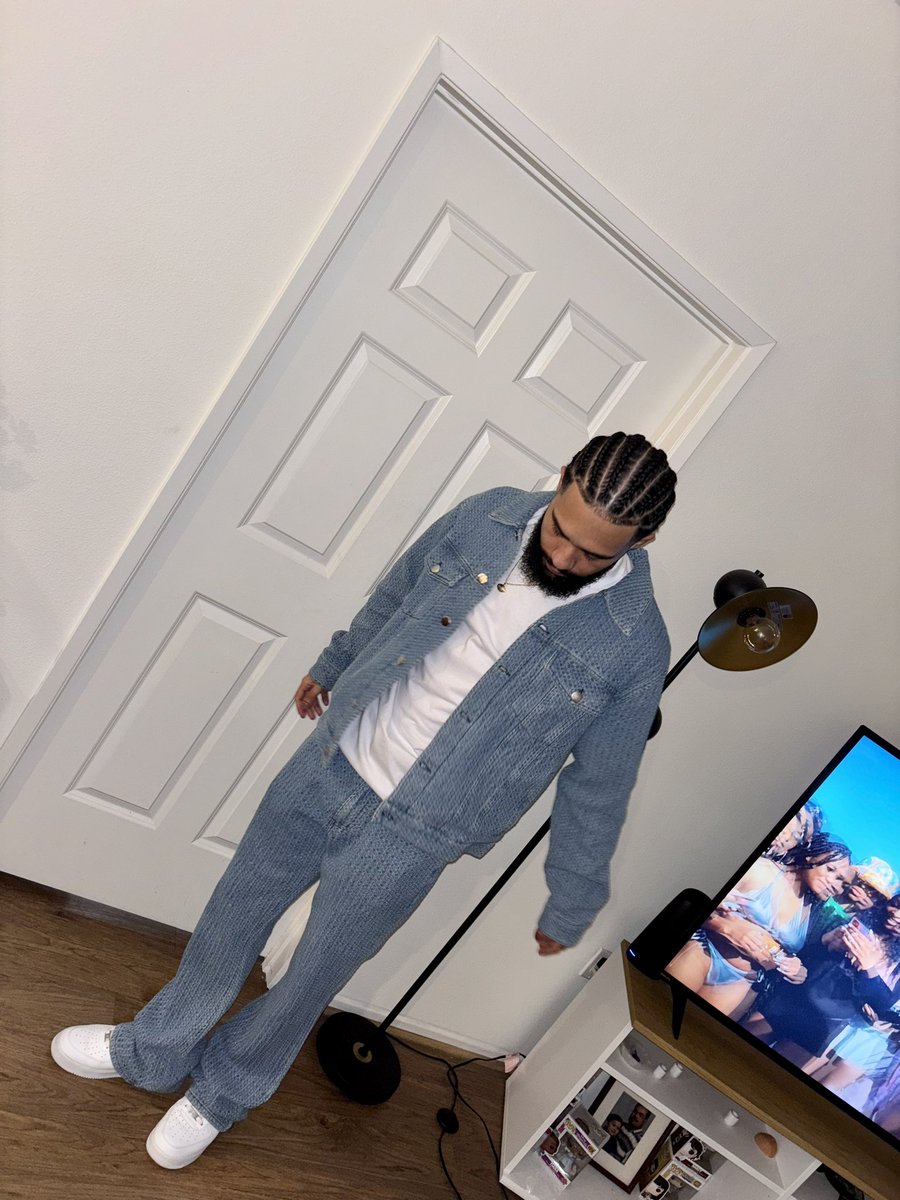 Devin_Camm's tweet photo. 🅿️💰 https://t.co/JNSoy9oxOK