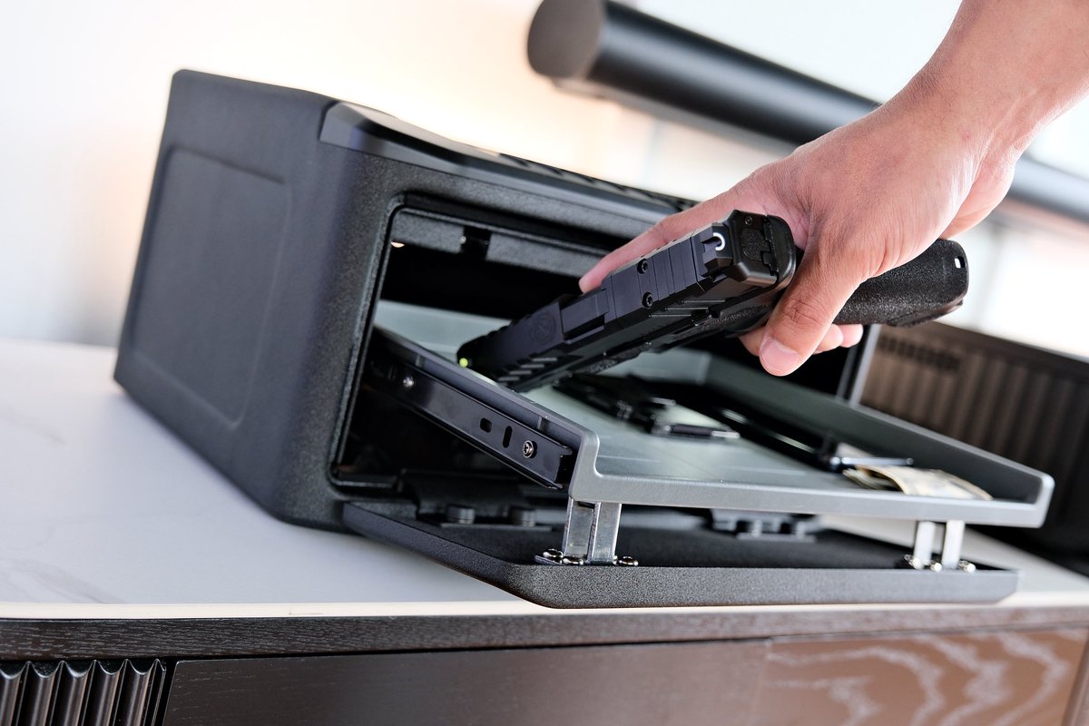 This is the all new MR Series from Vaultek. 

Personal security for home and office - with ViSN built inside.

Made to securely store + monitor, while blending into your environment. Store multiple pistols, EDC gear items, phone, and more. 

vaulteksafe.com/mr-series/