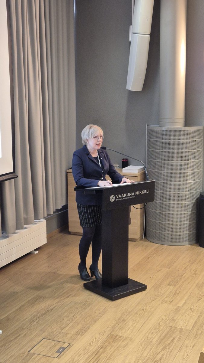 Sain avata Mhy Etelä-Savon kevätvaltuuston kokouksen eilen.
•metsävähennys asia toivottavasti etenee eduskunnassa
•lunastuslaki pittää olla reilu; maanomistajille korvaus myös määräajoin, ja myös tuotoista
•kukaan ei muu pidä meidän oikeiden metsänomistajien puolia kuin Mhy