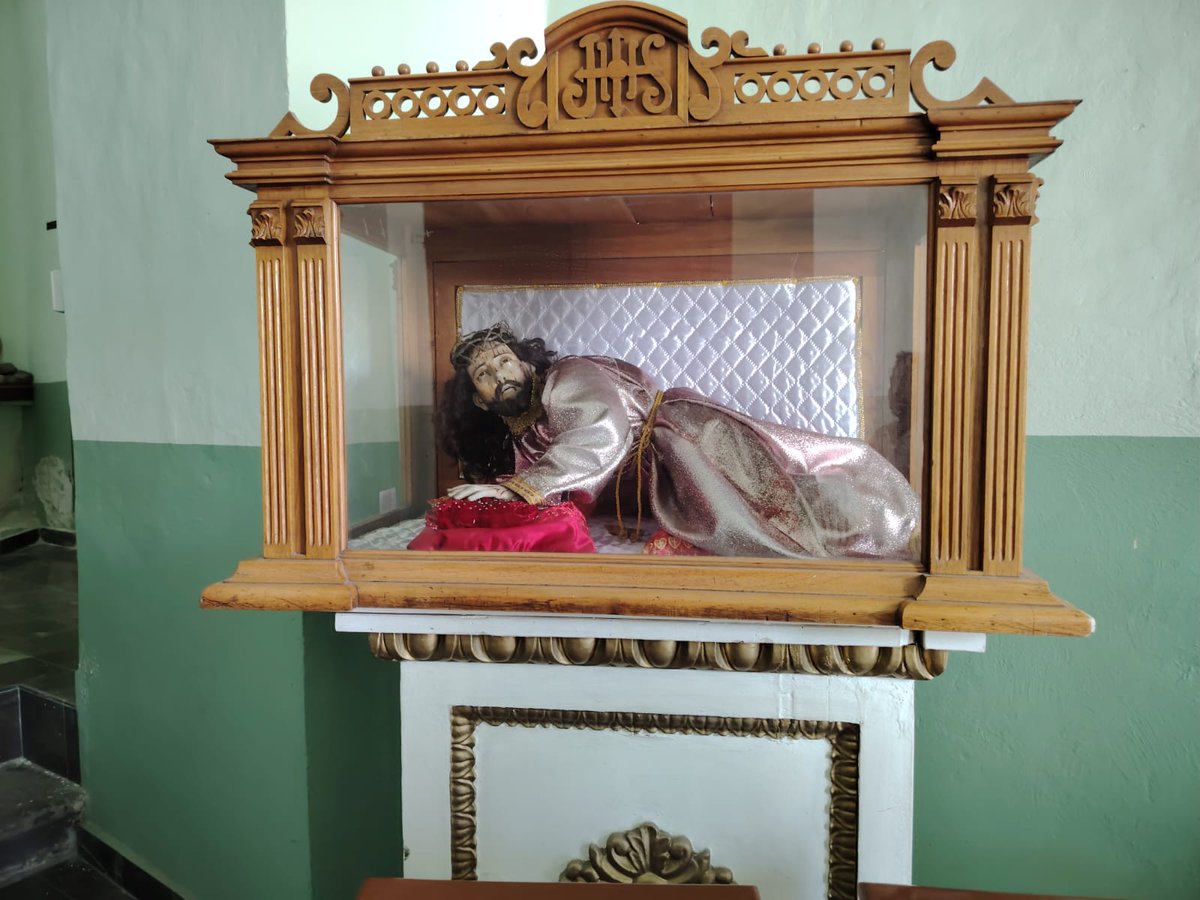 Algunas de la fotografías, de los compañeros de Puebla Antigua, un gran cronista de la ciudad, el señor David Ramirez Huitron.
🕊️🕊️🕊️ Recorrido en plena semana santa.