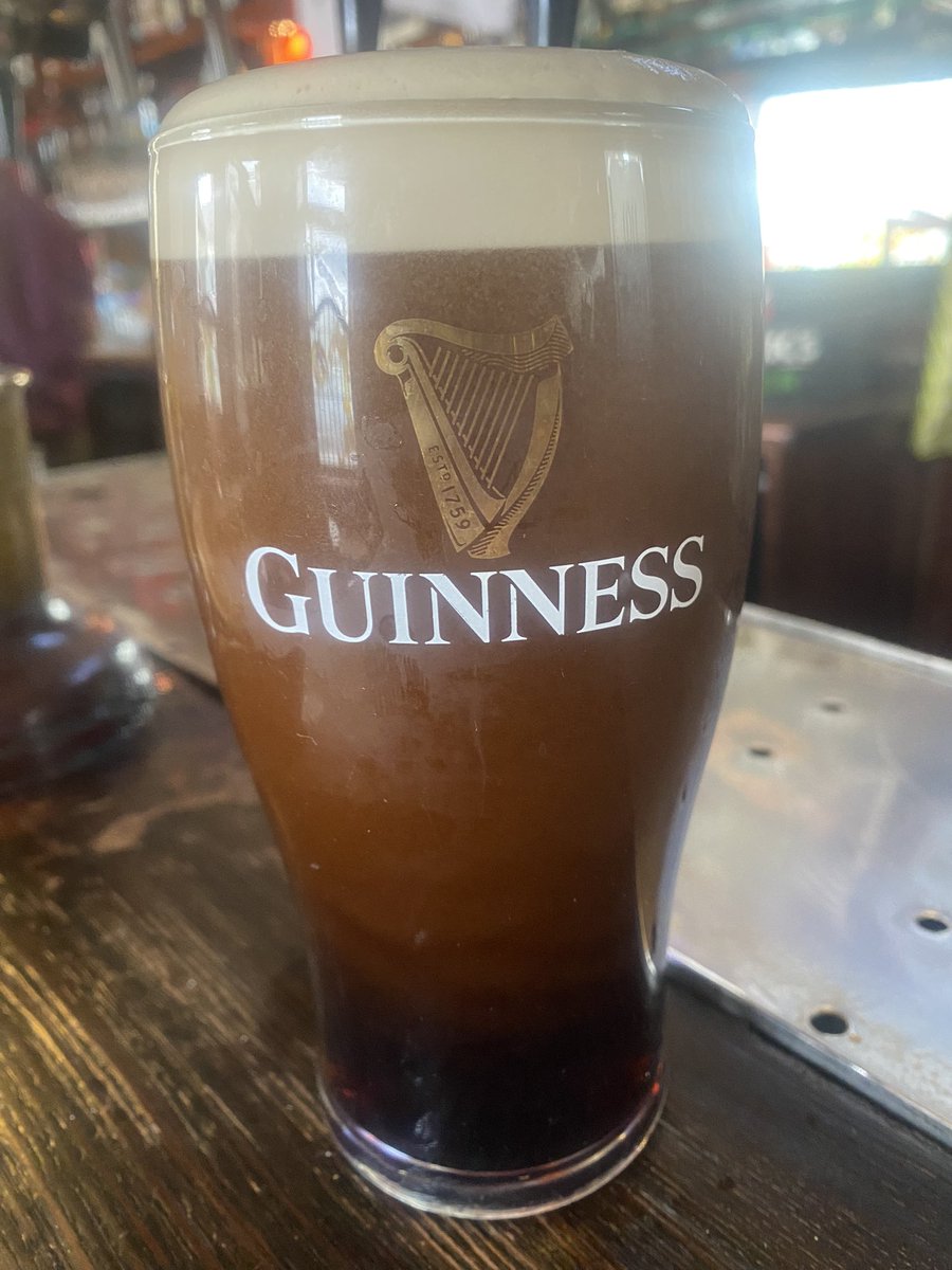 fennessyspub (@fennessyspub) on Twitter photo Settling into Friday eve 🍻 Sláinte <a href="/PintsO_Guinness/">PintsO’Guinness</a> <a href="/GuinnessIreland/">Guinness Ireland</a> <a href="/diageo/">Diageo</a> <a href="/LimerickcityVfi/">LimerickCityVFI</a> Settling into Friday eve 🍻 Sláinte <a href="/PintsO_Guinness/">PintsO’Guinness</a> <a href="/GuinnessIreland/">Guinness Ireland</a> <a href="/diageo/">Diageo</a> <a href="/LimerickcityVfi/">LimerickCityVFI</a>