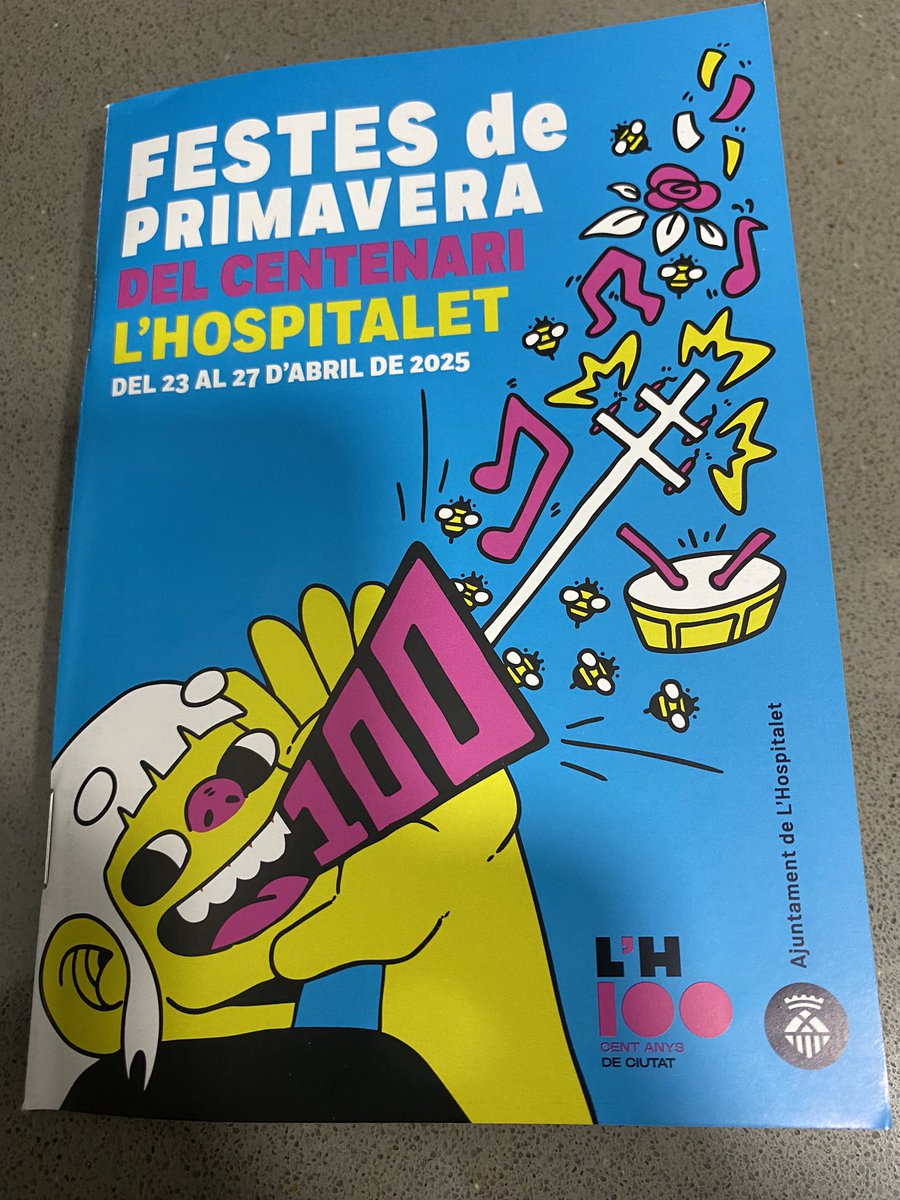 LluisClick's tweet image. Us imagineu unes festes de L’Hospitalet on hi hagués activitats més enllà del Centre i Bellvitge majoritàriament? Tot amb molt bona pinta, llàstima que el 90% passa només al centre. Bones festes!