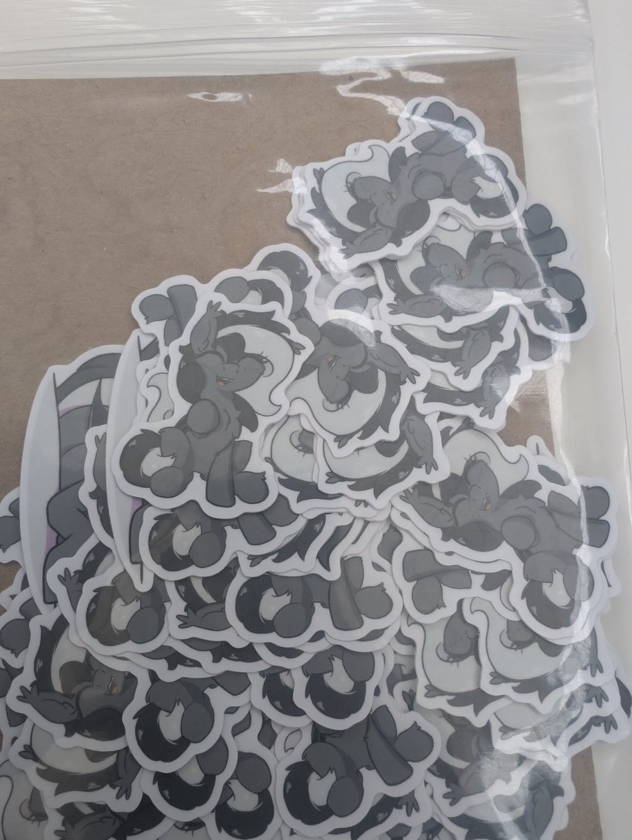 There's so many to give out! #BABSCon2025