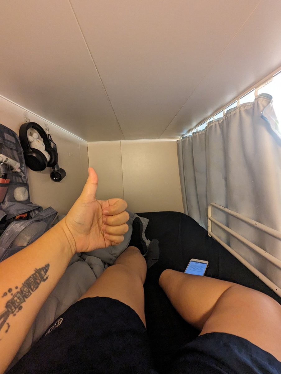 frncscrm's tweet photo. top bed secured! yes! haha karamihan ine-aim yung baba tapos eto ako... lol

2nd 😉 https://t.co/u0B2tNpWkG