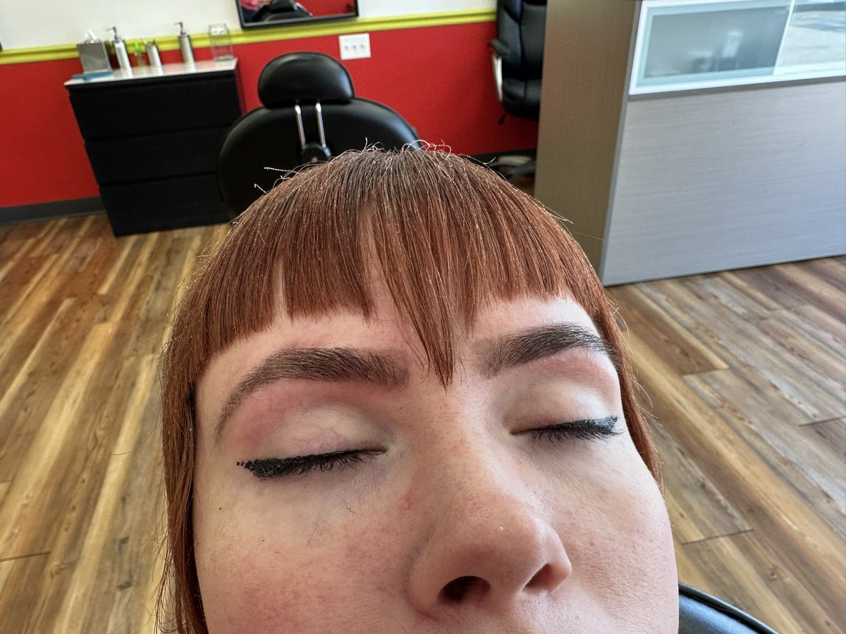 perfecteyebrowz's tweet image. Our gorgeous customer just got Eyebrow Threading + Brow Tint and we are OBSESSED with this brow glow-up! ✨

Brow tint gives a bold, filled-in look—no pencils needed! 🙌
Come get yours done 💕
📍 Perfect Browz 
💬 DM us to book your spot!

#ThreadingMagic #PerfectBrowz #BrowGoals