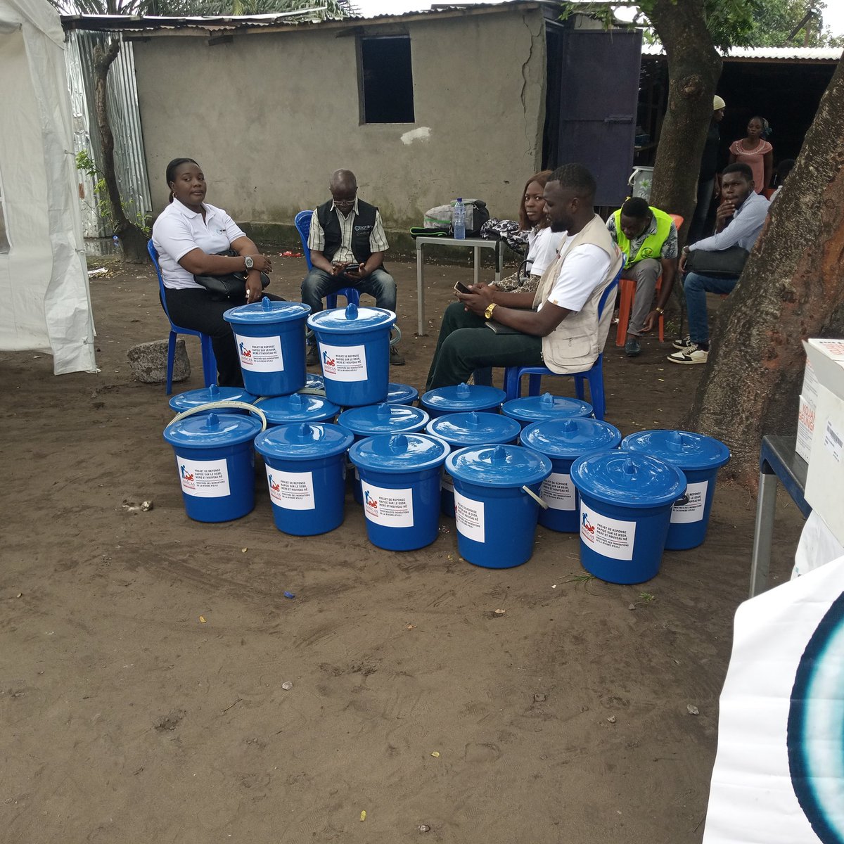 Lancement de la réponse rapide en Santé de la Reproduction par des ONGs membres du GT SSR-NATIONAL au Site ( EP LUMUMBA) des sinistrés des inondations de la rivière Ndjili à Kinshasa.<a href="/achubecky/">Achu lordfred</a> <a href="/madybiaye1/">Mady Biaye</a> <a href="/OMSRDCONGO/">OMS RDC</a> <a href="/pierrotmbela/">Pierrot</a> <a href="/NorwayInDRC/">Norvège en RD Congo 🇳🇴🇨🇩</a> <a href="/AFD_France/">Agence Française de #Développement (AFD) 🇫🇷 🇪🇺</a> <a href="/rogerkamba/">Roger Kamba</a> <a href="/assicas_k/">ONG ASSICAS International DRC</a>