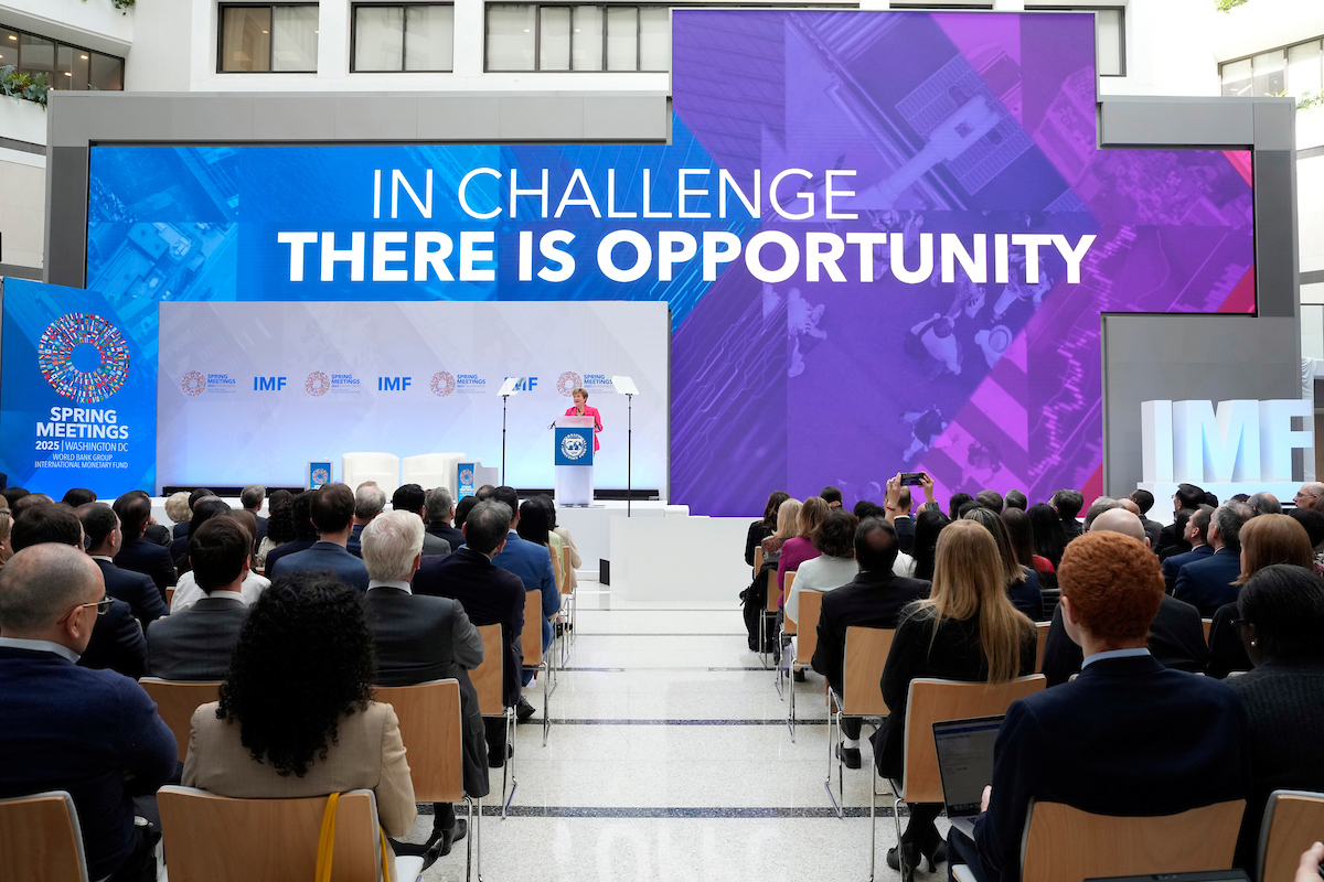 IMF (@imfnews) on Twitter photo Check out Managing Director <a href="/KGeorgieva/">Kristalina Georgieva</a>'s 2025 IMF-World Bank Spring Meetings curtain raiser speech "Toward a Better Balanced and More Resilient World Economy" and follow the conversation at #IMFmeetings: imf.org/en/News/Articl… Check out Managing Director <a href="/KGeorgieva/">Kristalina Georgieva</a>'s 2025 IMF-World Bank Spring Meetings curtain raiser speech "Toward a Better Balanced and More Resilient World Economy" and follow the conversation at #IMFmeetings: imf.org/en/News/Articl…