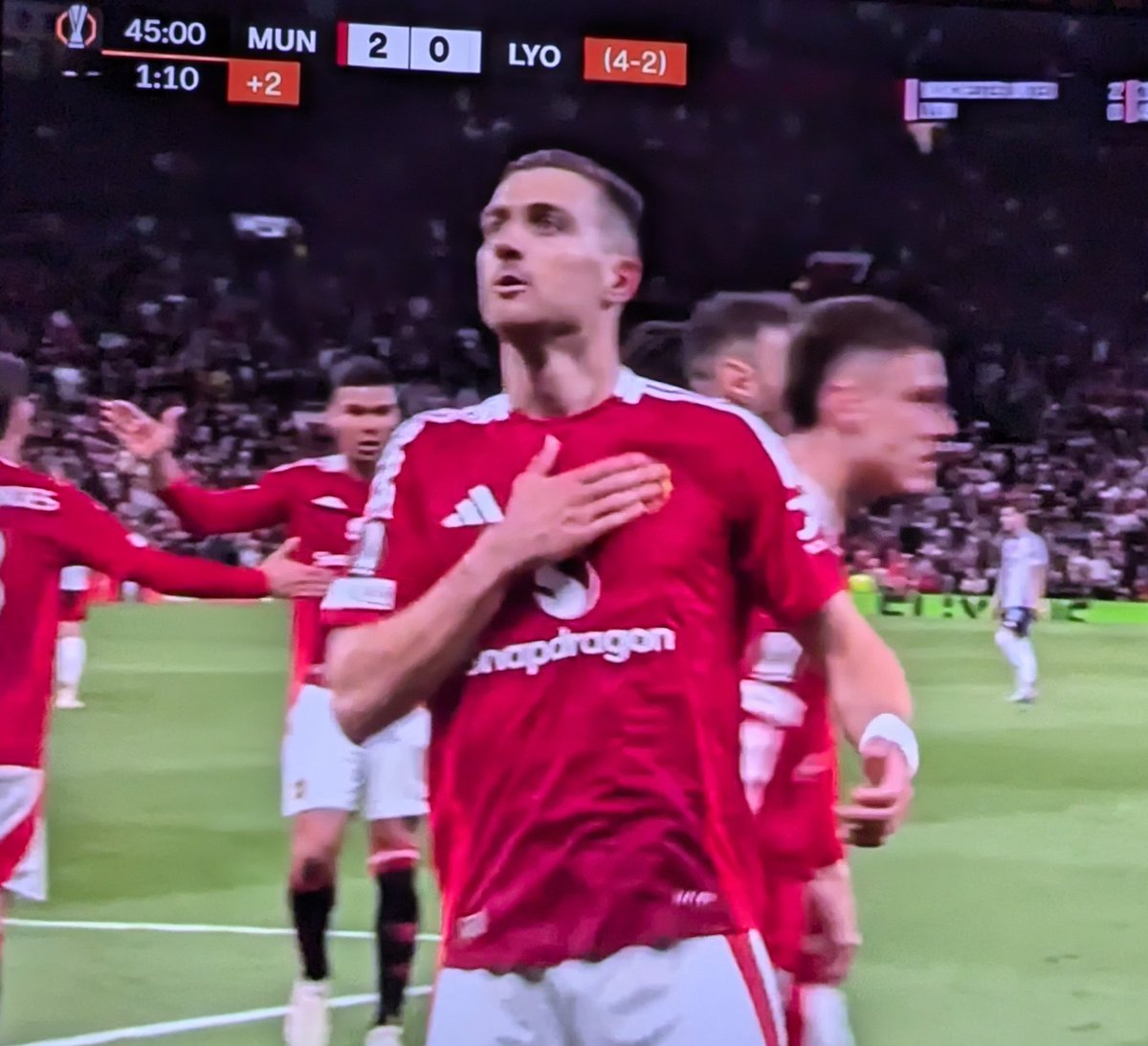 AlternativeMUFC's tweet photo. NEVER DOUBTED THE BASTARD ONCE IN MY LIFE. https://t.co/dDptEovdH4