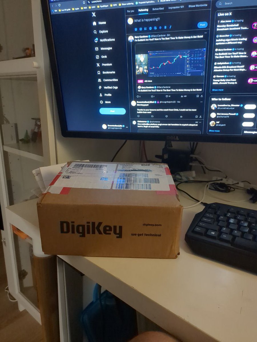 incognitojohn23's tweet image. 🧵 From zero knowledge about assembling a Bitaxe to teaching 900+ people in a livestream few weekends ago. 

Wild, right?   Here&apos;s how this community changed my life...
↓

1/6 A year ago, I was completely clueless about mining. No tech skills
No hardware experience
Zero…