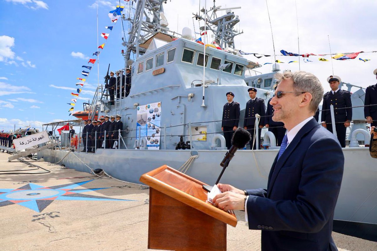usembassytunis's tweet photo. 🇹🇳 Today, we celebrate the commissioning of two American 110’ Island Class Patrol Boats by the Tunisian Navy, marking a milestone in U.S.-Tunisian defense cooperation. The USS Mount Whitney's visit underscores our enduring partnership, dating back 227 years.
For more information, please visit: https://t.co/0t7O6eXBed
#USATunisia #DefenseCooperation