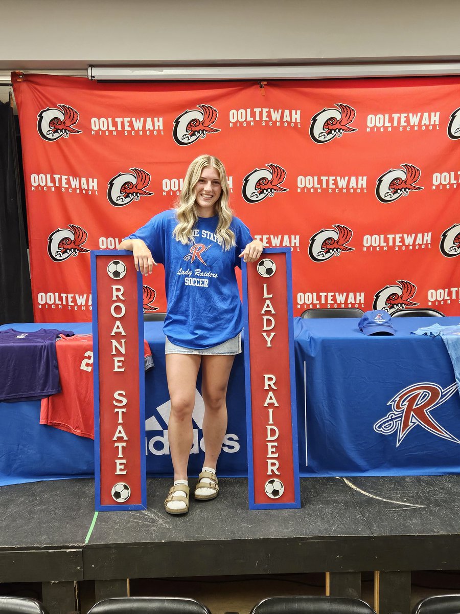 Roane State Community College Lady Raiders Soccer (@rsccladysoccer) on Twitter photo School signing day:
She's a beast in the midfield on her Ooltewah HS and USA Southeast Premier club team, and today was her special day. Excited about this young lady and what she's going to bring to our program this fall. <a href="/USoutheast/">USA SOCCER SOUTHEAST</a> <a href="/RoaneSportsTN/">RoaneSports</a> <a href="/roanestate/">Roane State</a> School signing day:
She's a beast in the midfield on her Ooltewah HS and USA Southeast Premier club team, and today was her special day. Excited about this young lady and what she's going to bring to our program this fall. <a href="/USoutheast/">USA SOCCER SOUTHEAST</a> <a href="/RoaneSportsTN/">RoaneSports</a> <a href="/roanestate/">Roane State</a>