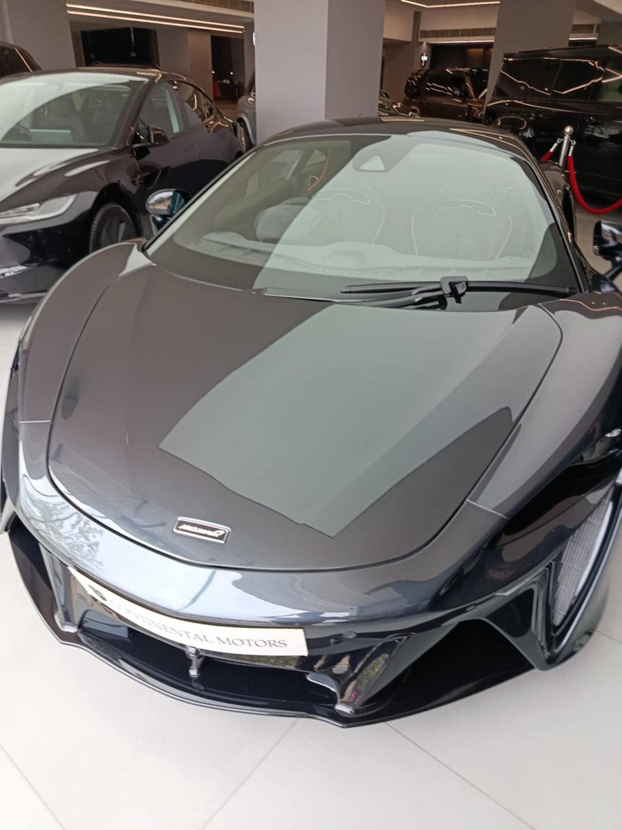ArtsRozen's tweet photo. The new hybrid Maclaren Artura.💨 https://t.co/srLGKpQHBl