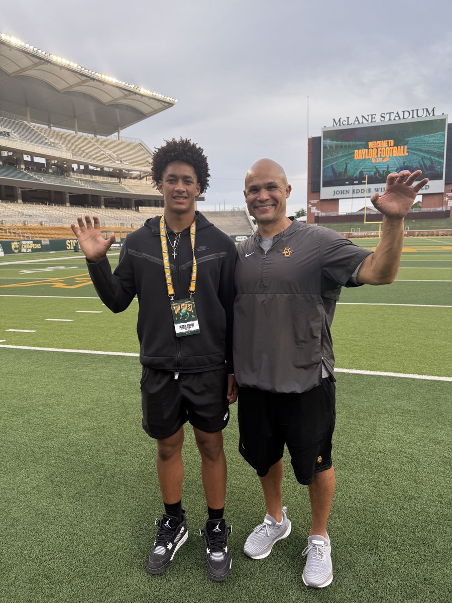 Jaiden “JJ” Fields (@jaidenfields10) on Twitter photo Thank you Baylor for the hospitality! Had a great time and will be back soon. #SicEm <a href="/CoachDaveAranda/">Dave Aranda</a> <a href="/CoachPowledge/">Matthew Powledge</a> <a href="/BamPerformance/">Bam Performance</a> <a href="/CoachEReinhart/">Eli Reinhart</a> <a href="/CoachDeHolmes/">DeAndre Holmes</a> <a href="/HuttoHS_Fball/">Hutto Football</a> <a href="/ahunt90/">Aaron Hunt</a> <a href="/coach_pleasant/">Coach Pleasant</a> <a href="/CallieCam_/">CallieCam</a> <a href="/BUFootball/">Baylor Football</a> Thank you Baylor for the hospitality! Had a great time and will be back soon. #SicEm <a href="/CoachDaveAranda/">Dave Aranda</a> <a href="/CoachPowledge/">Matthew Powledge</a> <a href="/BamPerformance/">Bam Performance</a> <a href="/CoachEReinhart/">Eli Reinhart</a> <a href="/CoachDeHolmes/">DeAndre Holmes</a> <a href="/HuttoHS_Fball/">Hutto Football</a> <a href="/ahunt90/">Aaron Hunt</a> <a href="/coach_pleasant/">Coach Pleasant</a> <a href="/CallieCam_/">CallieCam</a> <a href="/BUFootball/">Baylor Football</a>