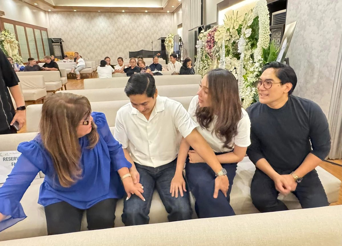 cocojul on X: "Coco and Julia last night at the first night of wake of the Superstar, Ms. Nora Aunor. 📸: Ihman Basas Esturco https://t.co/YCKlQsGiwc" / X