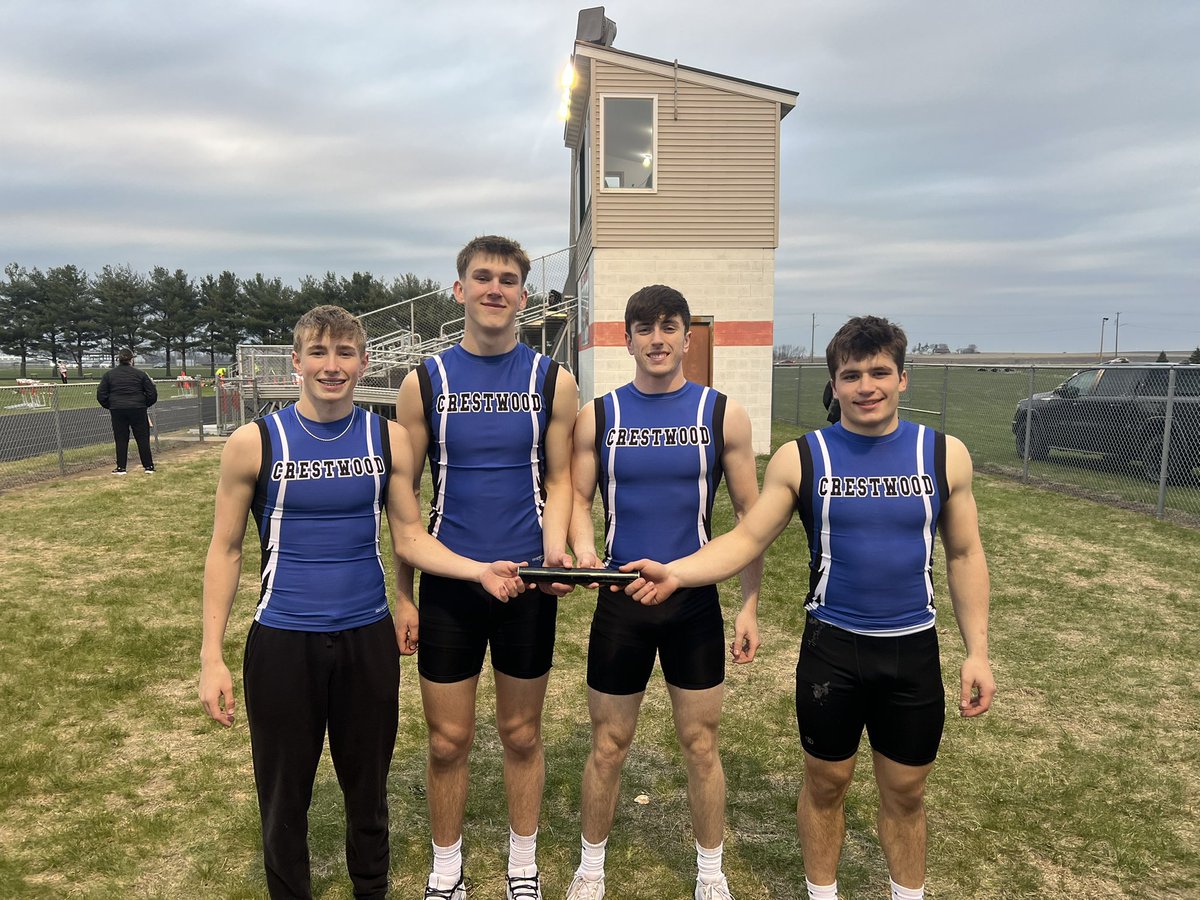 These dudes hit the #bluestandard tonight in the 4x100 as well as breaking the School Record with a time of 43.14! Blue oval here we come!