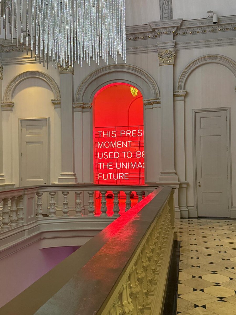 RubyStork's tweet image. There are many beautiful and inspiring words on the wall that guide our life&apos;s path. Each word feels like a new lesson and motivation. ✨🖋️