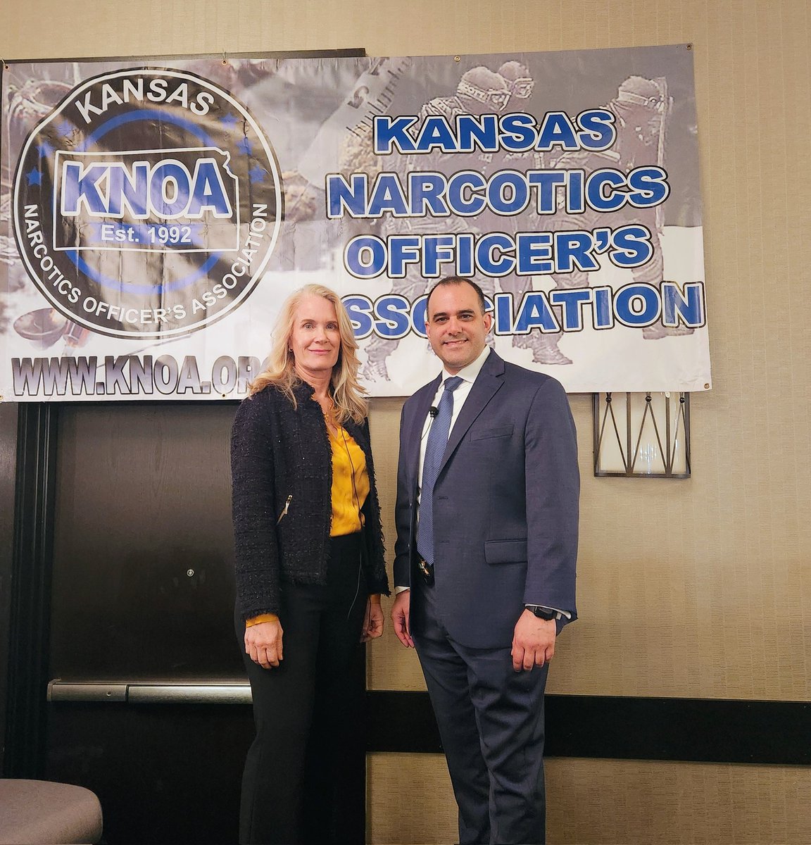 AudryNafzigerJD's tweet photo. Sharing the dangers of cannabis with Kansas Law Enforcement today #KNOA #CANNABISINDUCEDPSYCOSIS #HOMICIDE #CIP #PEOPLEVSPEJCHER https://t.co/uTZl1HQkmF