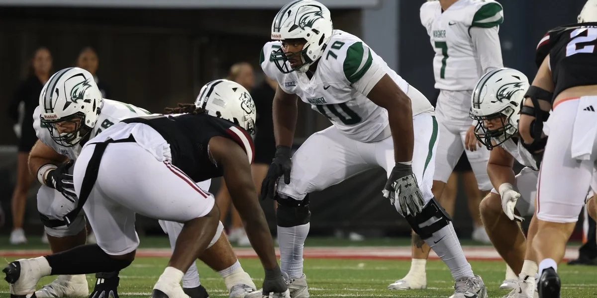 Pete Nakos (@petenakos_) on Twitter photo Kansas State offensive lineman Brandon Sneh is set to enter the transfer portal, a source tells <a href="/SWiltfong_/">Steve Wiltfong</a> and I.
The 6-foot-7 1/2, 320-pound transferred in from Wagner in the winter.
on3.com/transfer-porta… Kansas State offensive lineman Brandon Sneh is set to enter the transfer portal, a source tells <a href="/SWiltfong_/">Steve Wiltfong</a> and I.
The 6-foot-7 1/2, 320-pound transferred in from Wagner in the winter.
on3.com/transfer-porta…