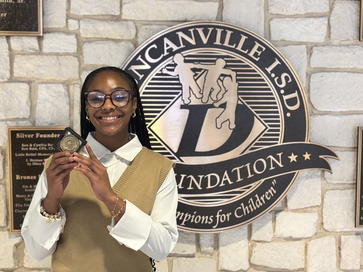 Aja Smith tweet media