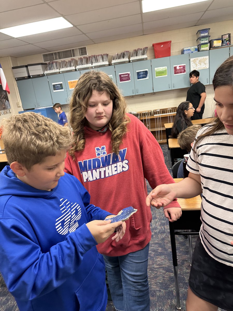 Fifth grade students are working on RLA/Social Studies projects this week. Today they analyzed actual pieces of the Berlin Wall in Dr. Glinski’s class! #speegleville #midwayisd