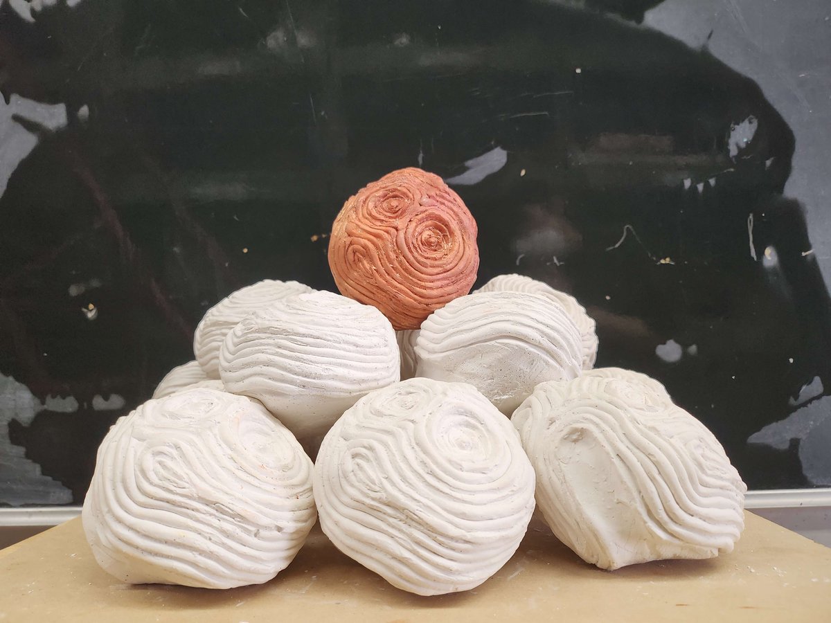 MissionToPsyche's tweet image. Inspired by the #MissionToPsyche, #PsycheInspired intern Madelaine T. Vu, a neuroscience & psychology major @ASU, created "Psyche's Touch" to symbolize how a single touch can send energy outward, much like curiosity spreads through space.