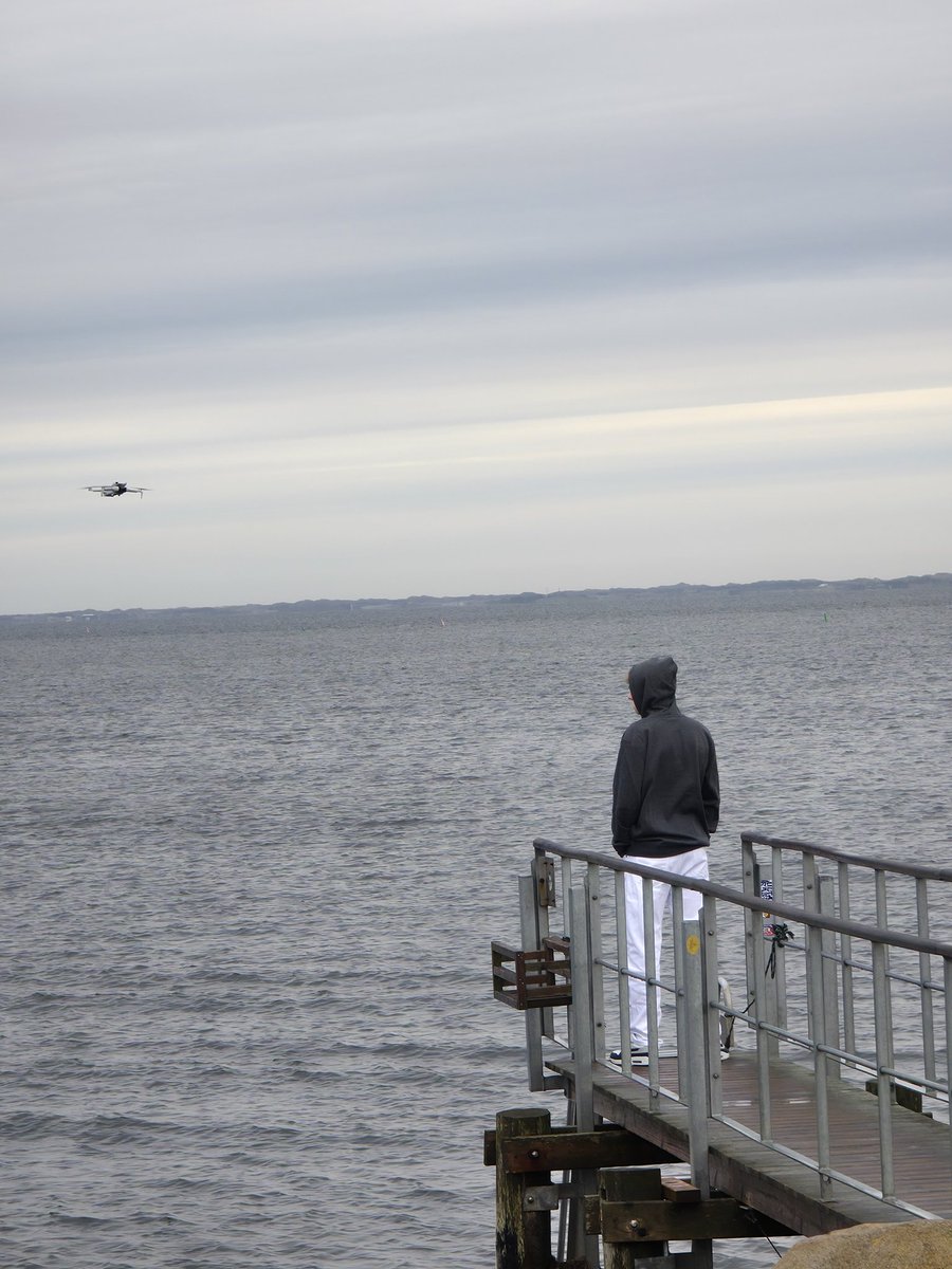 AtlanticDK's tweet image. Been shooting something new today. Big announcement coming soon. 

Any guesses? 🌊