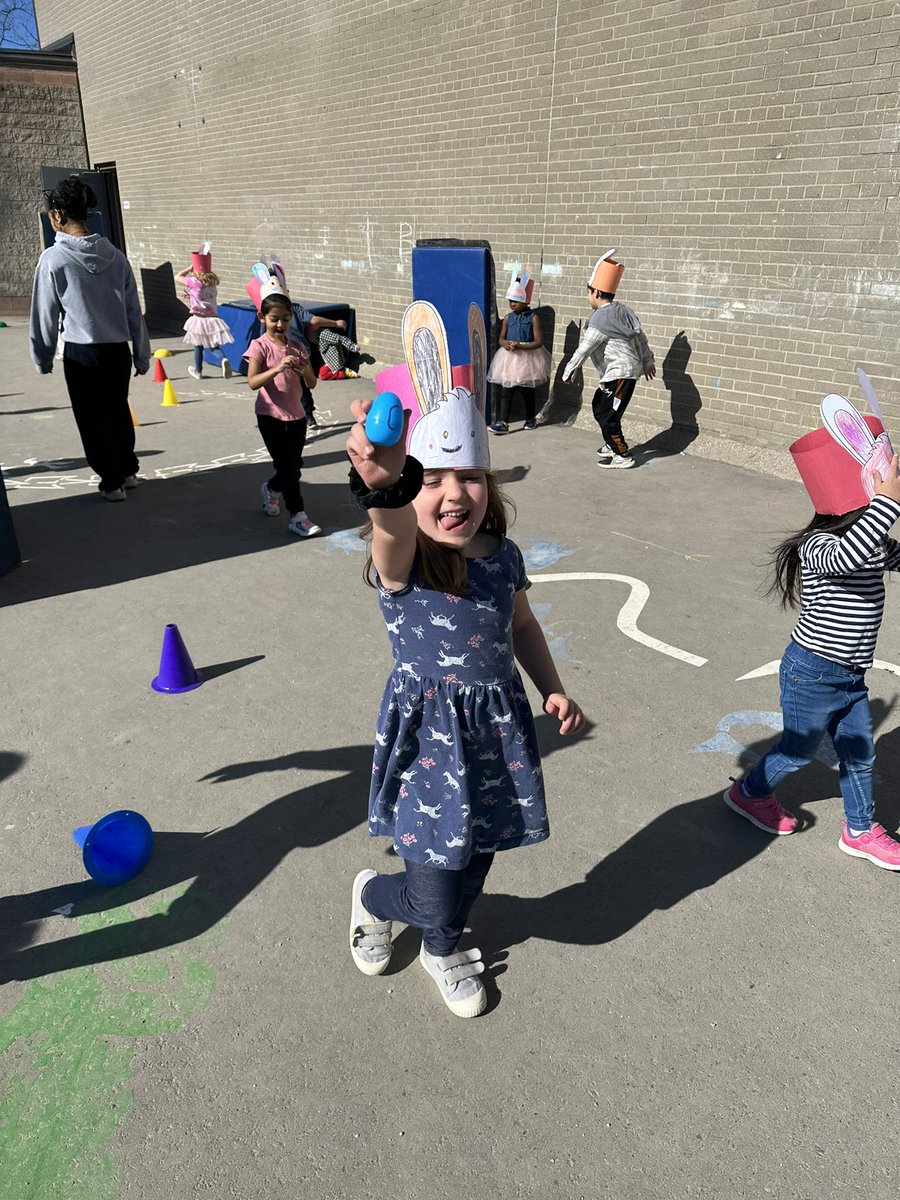 Miss.Elliott tweet media