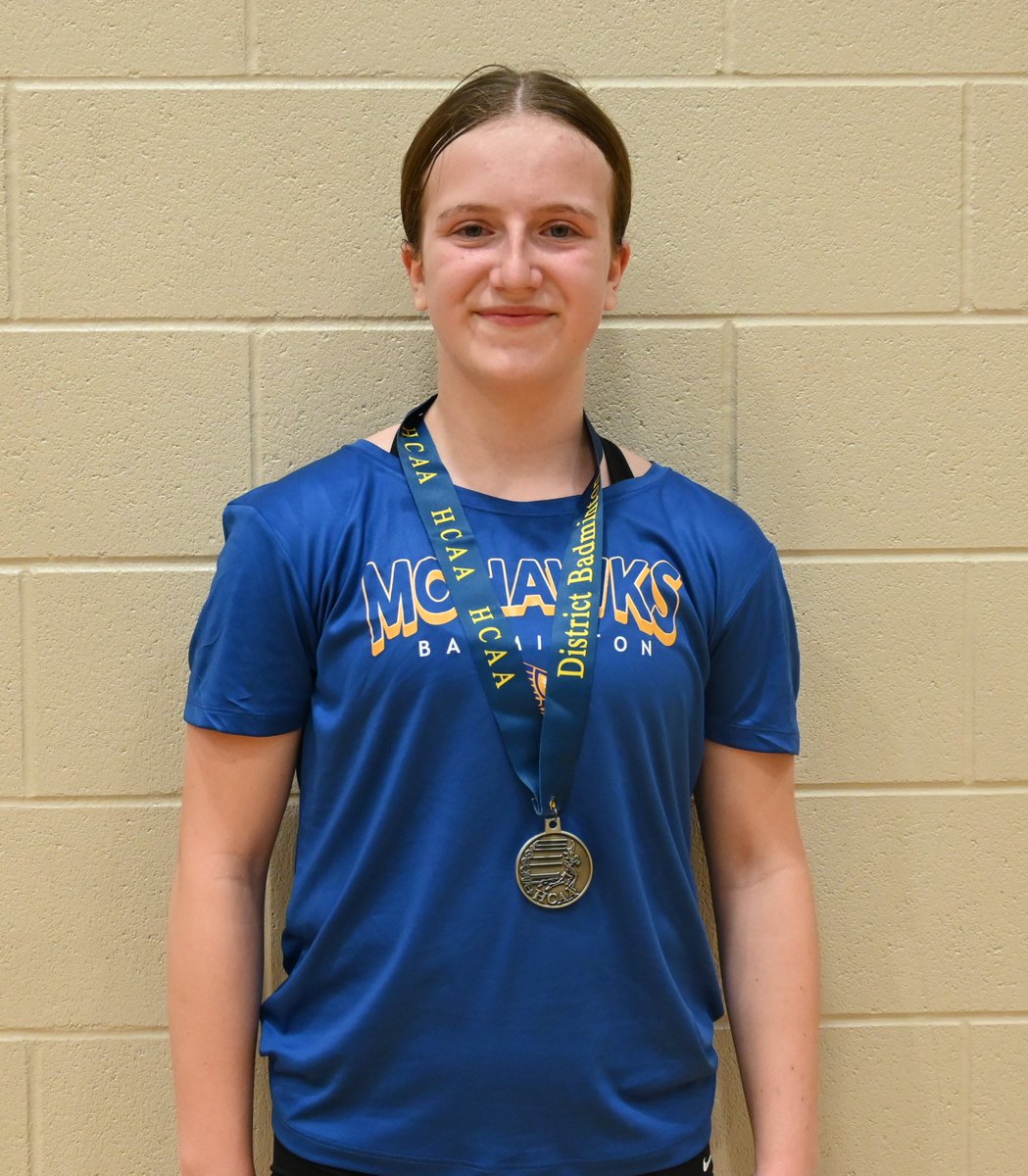 Congratulations to our HCAA Sr. Badminton Girls Singles District Champion Geri Lon Valdesimo (LeRoy) and runner-up Rowan Clement (Humboldt)!