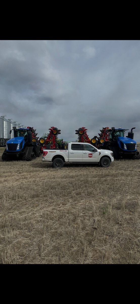 It’s almost go time for this pair of <a href="/RMEHQ/">RME</a> <a href="/NHAgriculture/">New Holland North America</a> T9.700’s to hit the field. #plant25