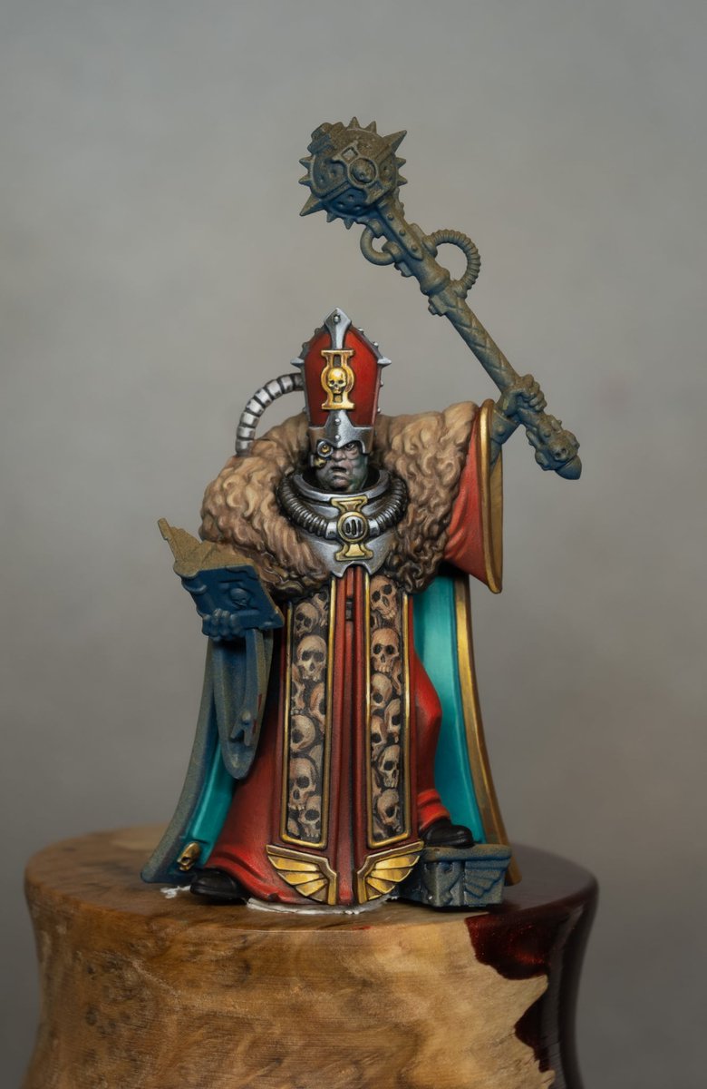 Daemonrich's tweet image. I've been a bit busy learning new things, but here's a small update on the Confessor #paintingwarhammer #WarhammerCommunity #Adwip #killteam