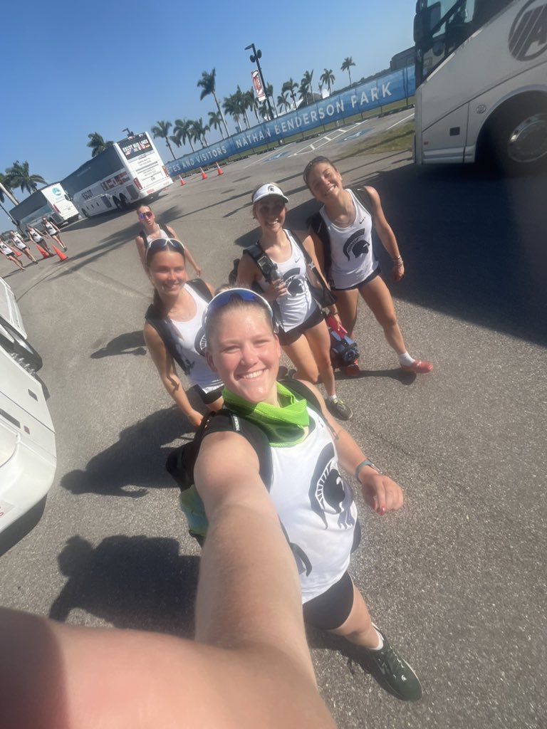 Lily Flader tweet media