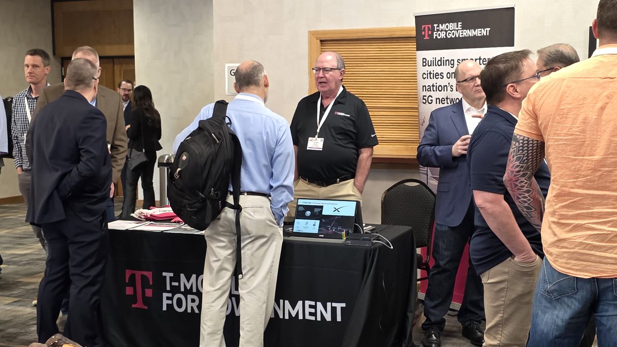 ChameenStratton's tweet photo. T-Mobile Accessibility &amp; T-Mobile for Government joining forces at the South Dakota Digital Government Summit in Pierre, SD today! Fabulous Sessions filled with great information on keeping businesses safe from cyber hacks! #govtechlive #tmobileaccessibility #teammagenta https://t.co/gd4ovCqcWc