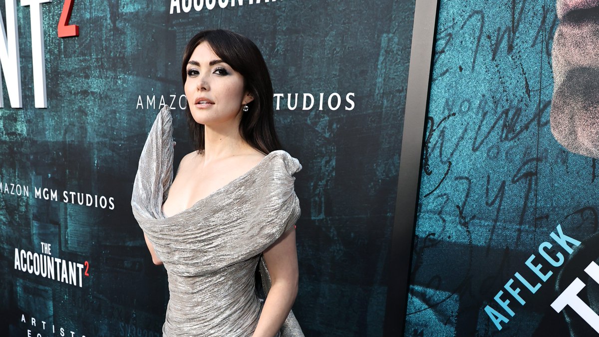 Their mission was accomplished: Show up and show out at the Los Angeles premiere of The #Accountant2. The objective was met and their style was unmatched.