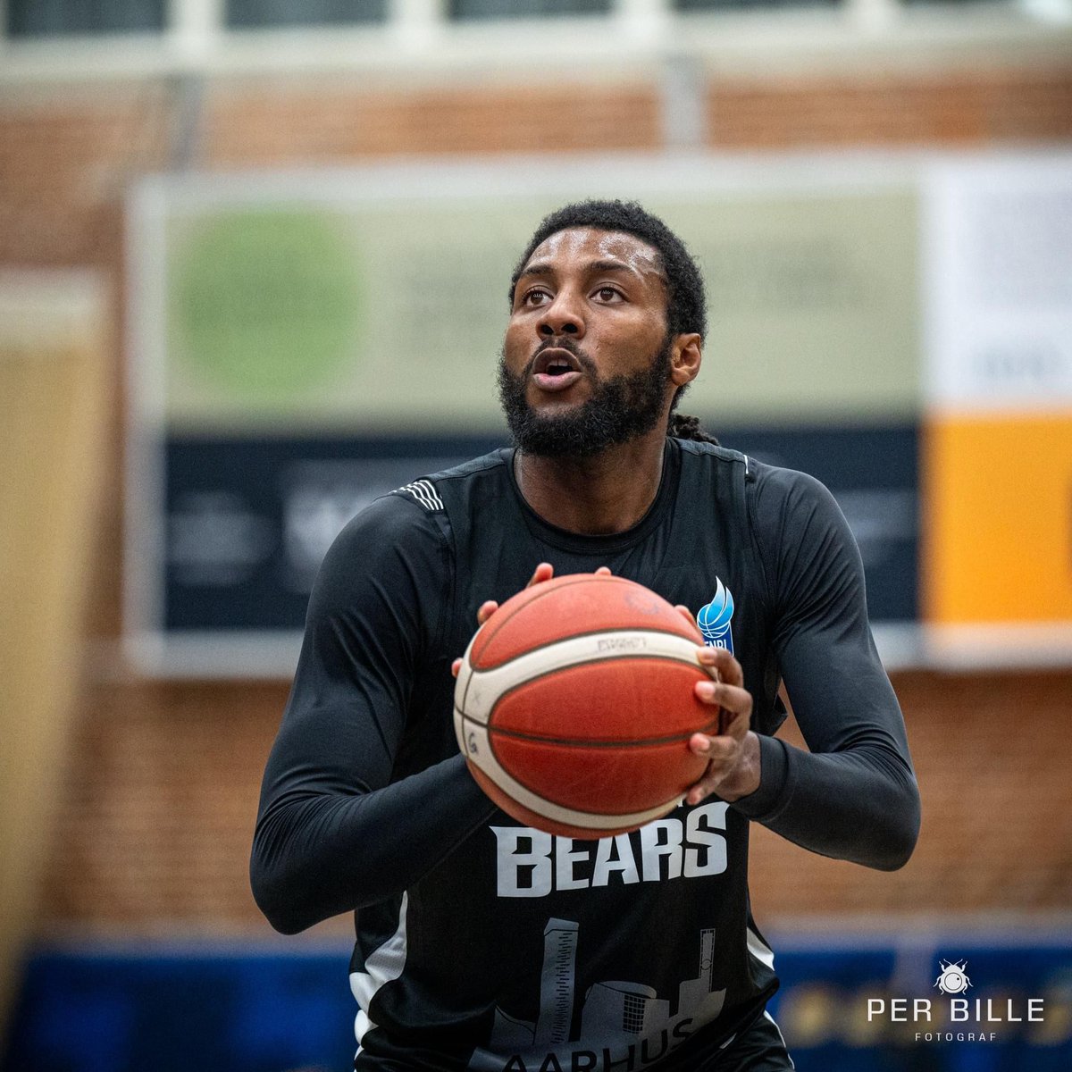 TracyHargrove4's tweet image. About today! 33pts 5 reb 5-10 3pt % !!! Boi you did that today!!