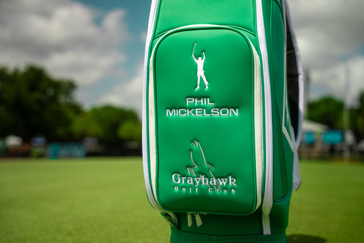 HyFlyers_GC's tweet image. 🚨GIVEAWAY🚨
We're giving away Phil's special edition bag from last week to one of you. It’s a major opportunity to get your hands on a bag unlike any other. Here’s how to enter:
1. Follow @hyflyers_gc
2. Sign up for the Flight Club here: bit.ly/majors_bag_sig…
Giveaway closes…