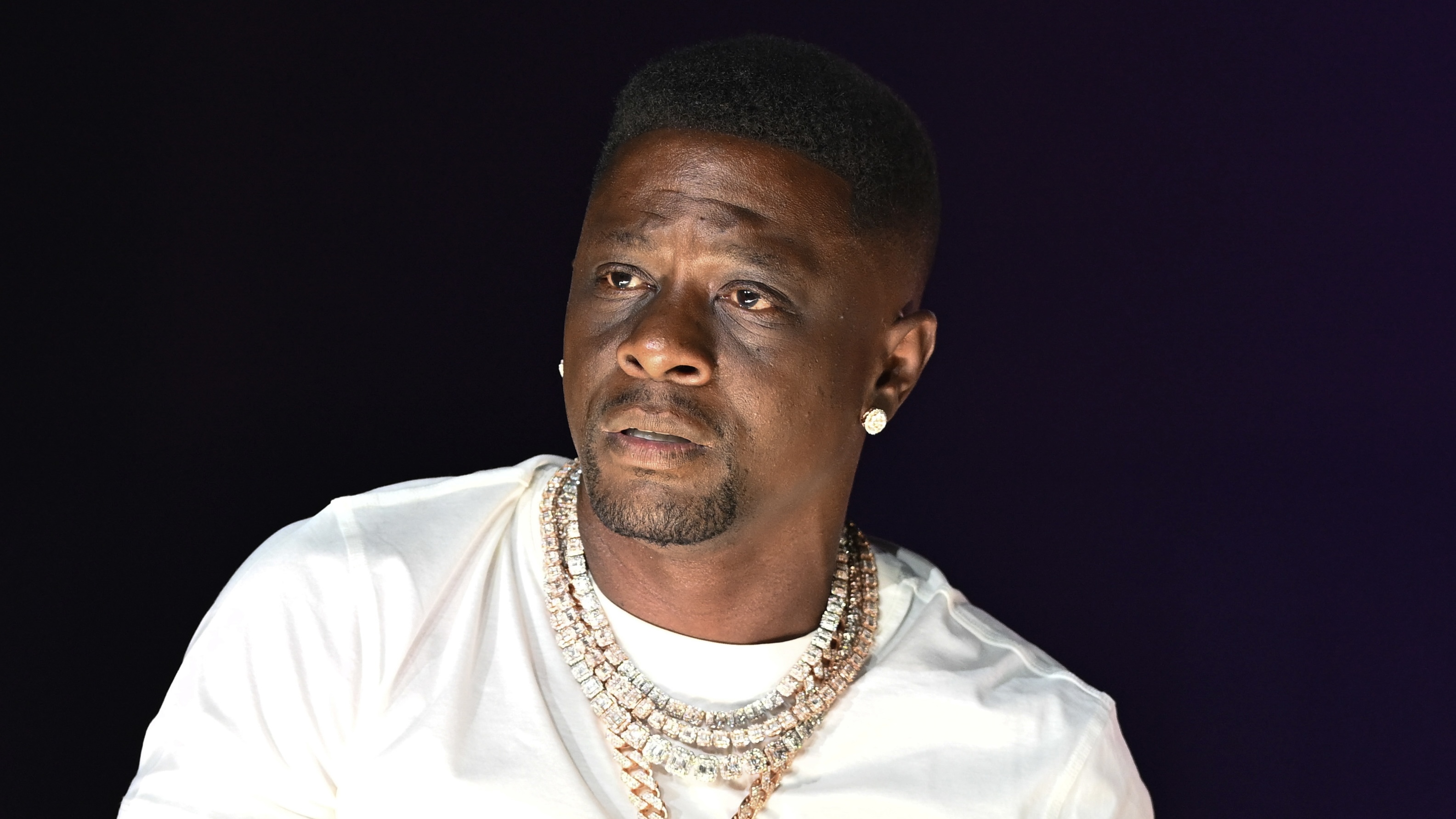 TheShadeRoom on X: "Oop! Social media is weighing IN with responses after Boosie asked why "successful Black men date white women." 😬👀 SEE HERE: https://t.co/NT0Cm1MDHI https://t.co/2pIaQITjso" / X