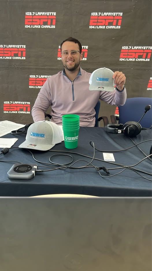 ESPN-Southwest Louisiana (@espn_swla) on Twitter photo 🚨Thursday edition of the LohDown featuring <a href="/SethLewisInc/">Seth Lewis</a> <a href="/YourboyQ254/">Your Boy Q</a> and <a href="/CBCJakeMck/">Jake Mckeever</a> 🚨
<a href="/EiserlohDawson/">Dawson Eiserloh</a>
audiomack.com/espn-southwest… 🚨Thursday edition of the LohDown featuring <a href="/SethLewisInc/">Seth Lewis</a> <a href="/YourboyQ254/">Your Boy Q</a> and <a href="/CBCJakeMck/">Jake Mckeever</a> 🚨
<a href="/EiserlohDawson/">Dawson Eiserloh</a>
audiomack.com/espn-southwest…