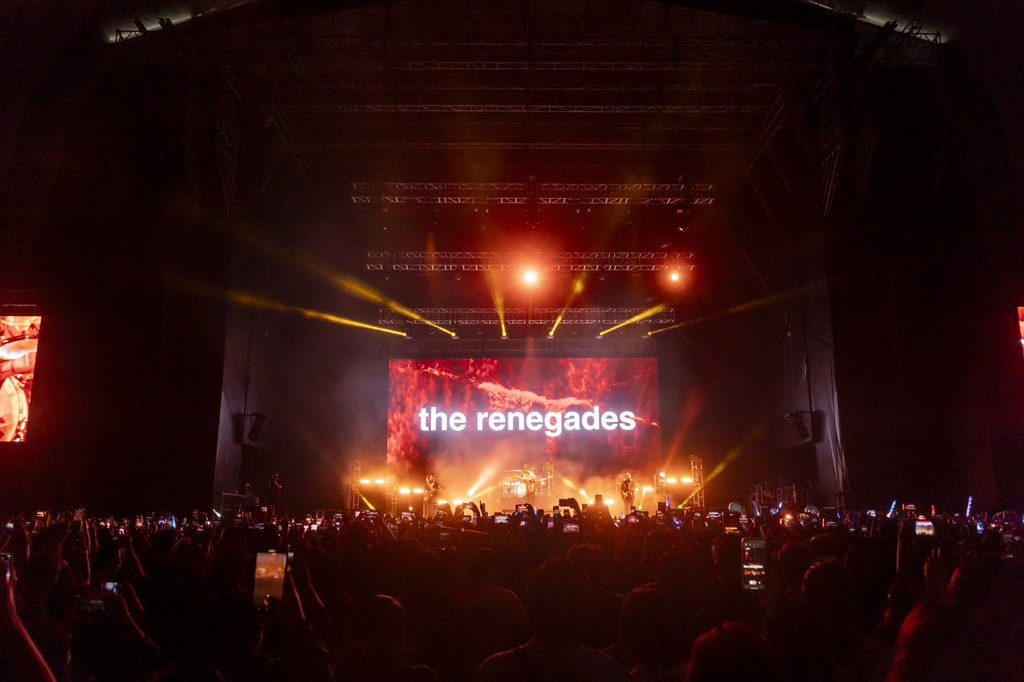 ¡ONE OK ROCK en Lima: Revivamos lo que fue una noche histórica a cargo de la banda J-Rock más querida del Perú! ❤️

Gracias a todos por acompañarnos, por formar parte de este momento tan especial y lograr juntos este SOLD OUT. 
Nos vemos pronto! 

Créditos: <a href="/choykifox/">ricardo choy-kifox</a>
