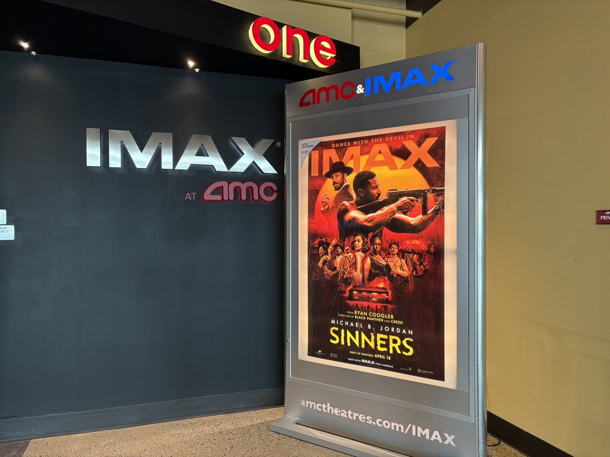 TaylorTheField's tweet image. Almost seated for Sinners 🙌