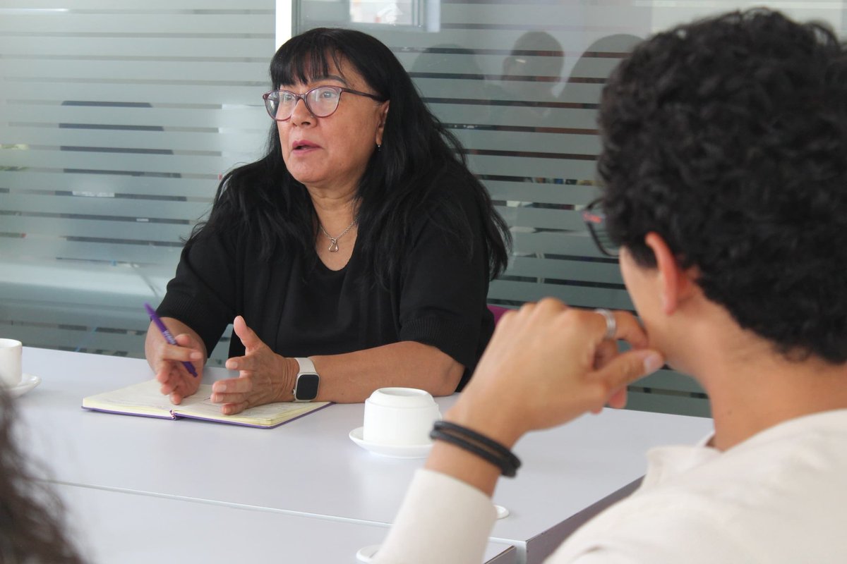 ✈️🌎Rumbo a la Conferencia Regional sobre la Mujer de América Latina y el Caribe, nos reunimos con representantes de la Articulación de Redes Regionales de Seguimiento a Beijing, <a href="/orianalu/">orianalu</a>, Mélida Medina, y de <a href="/CDDMexico/">Católicas México</a>, <a href="/aidgar/">Aidé García</a>; en una mesa de trabajo para coordinar esfuerzos.