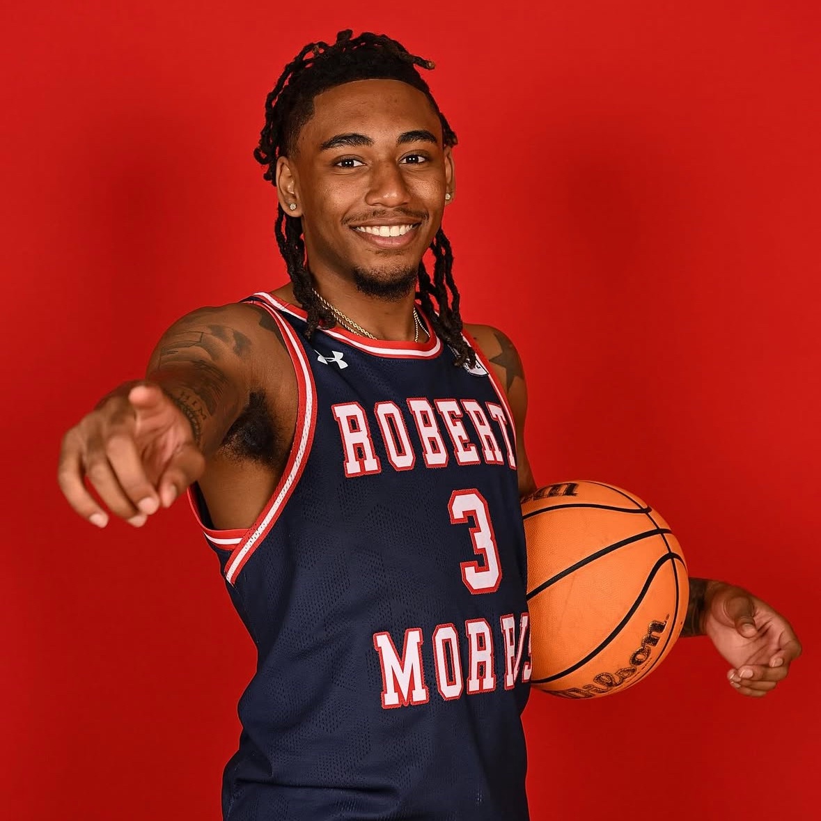 I spoke to new Robert Morris G Ta'Zir Smith (<a href="/SmithTazir/">Tazir Smith</a>) earlier today about his basketball journey, what playing in JUCO taught him and his decision to commit to RMU.

Subscribe to learn more about the newest Colonial here:

robertmorrissportsnow.com/get-to-know-ne…