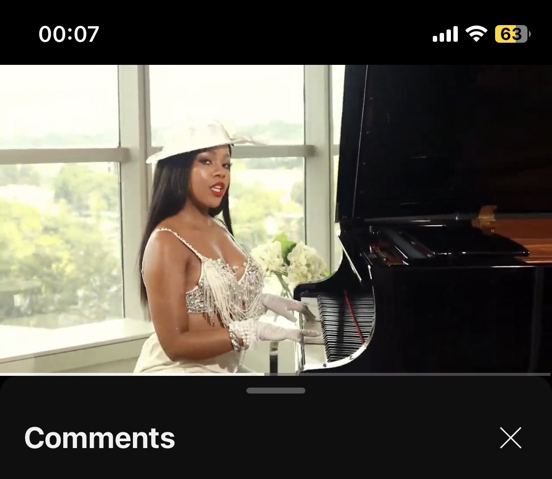 liemataghandler's tweet photo. Its giving international 😭😭😭😭 watch it here👇🏽👇🏽👇🏽 the dancers are amazing 💃💃💃💃

https://t.co/MU8E14tuNZ

JUST FRIENDS VISUALISER OUT NOW
JUST FRIENDS ON YOUTUBE
#JustFriendsByLiema
#LiemaPantsi https://t.co/G6rKrEcSLW